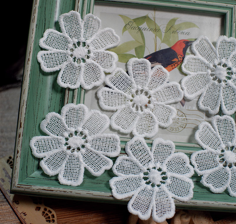 White flower lace cloth patch  - Embroidery Letter M review and price
