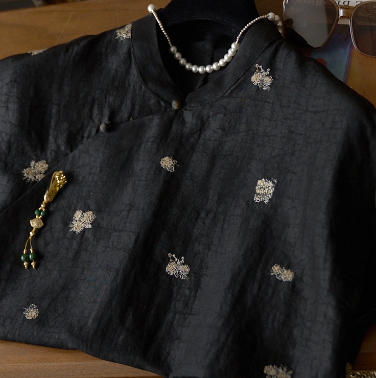 New Women's Casual Style Cloud - Embroidery Flower Pattern review and price