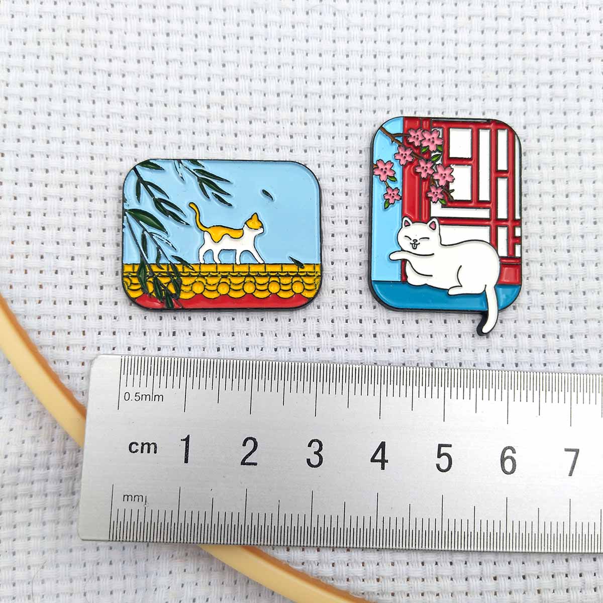 Cute Cat Magnetic Needle Minde - Needle Minder Magnet review and price