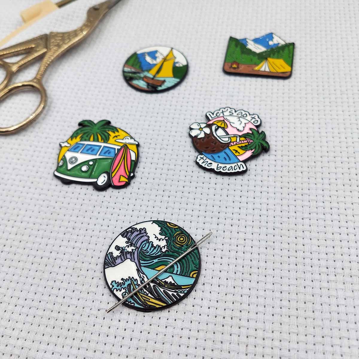 Landscape Needle Minder, Natur - Needle Minder Magnet review and price
