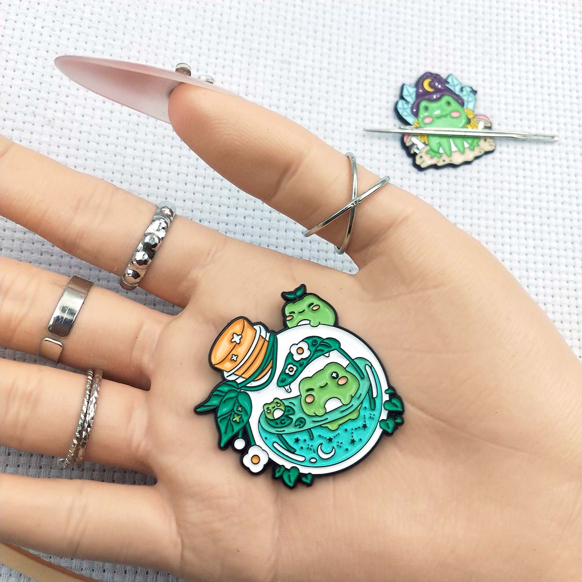 Magnetic Frog Needle Minder, C - Needle Minder Magnet review and price